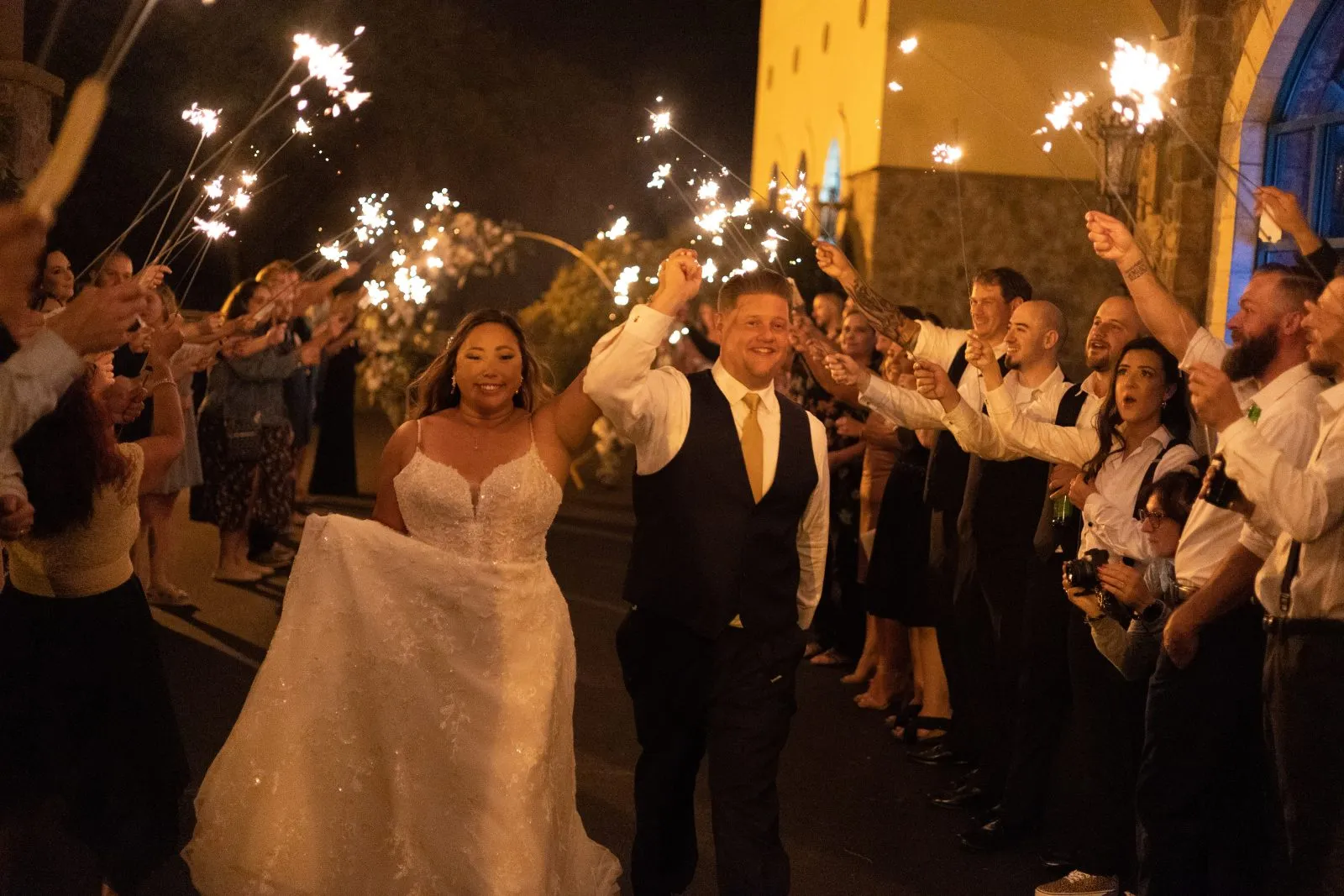 Laura and Matt on their wedding day at Ventosa Vineyards in Geneva